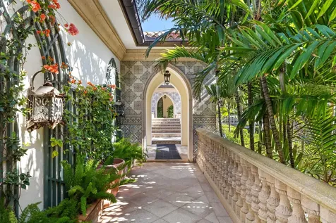 820 S Ocean Boulevard Manalapan FL 33462