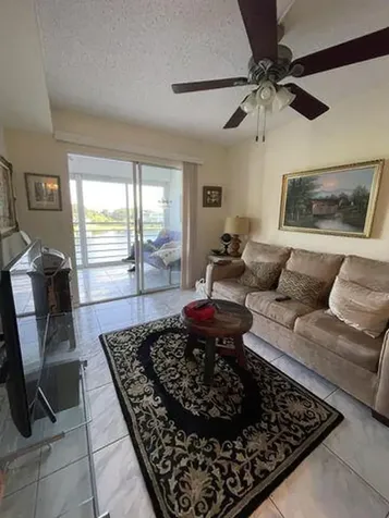 4119 Cambridge Deerfield Beach FL 33442