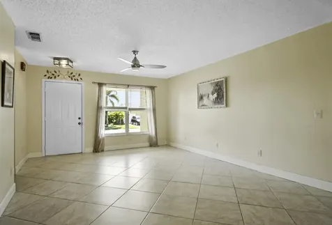 5680 Travelers Way Fort Pierce FL 34982