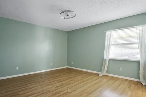 5680 Travelers Way Fort Pierce FL 34982