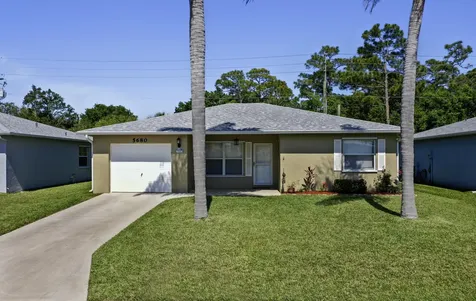 5680 Travelers Way Fort Pierce FL 34982