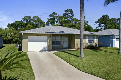 5680 Travelers Way Fort Pierce FL 34982