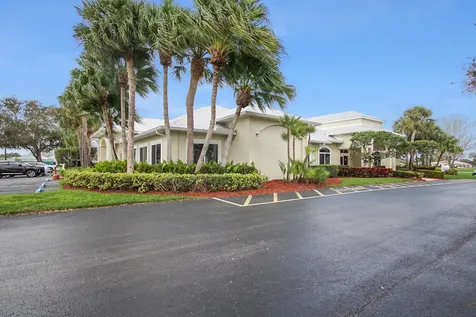 5680 Travelers Way Fort Pierce FL 34982