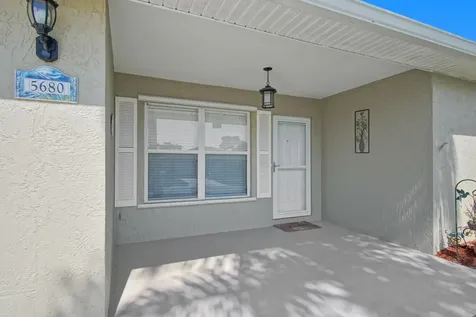 5680 Travelers Way Fort Pierce FL 34982