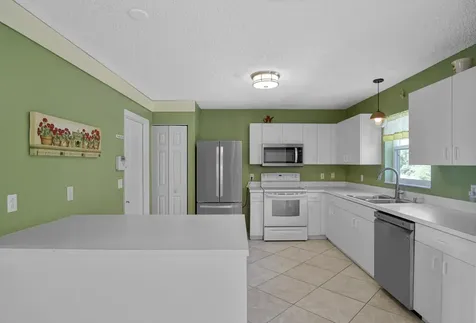 5680 Travelers Way Fort Pierce FL 34982