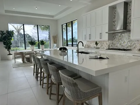 207 Se Bella Strano Port Saint Lucie FL 34984