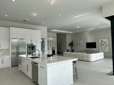 207 Se Bella Strano Port Saint Lucie FL 34984