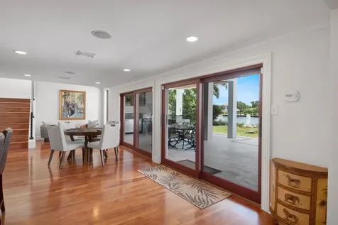 4555 W Tradewinds Avenue Lauderdale By The Sea FL 33308