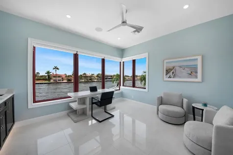 4555 W Tradewinds Avenue Lauderdale By The Sea FL 33308