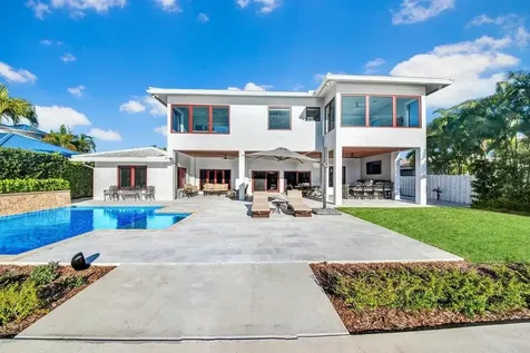 4555 W Tradewinds Avenue Lauderdale By The Sea FL 33308