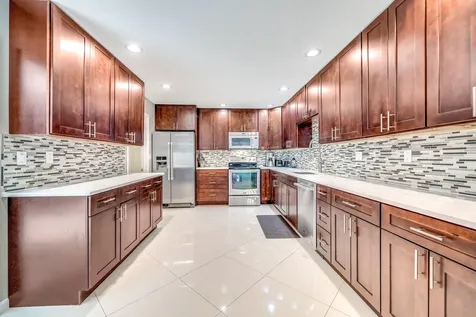 574 Juniper Place Wellington FL 33414