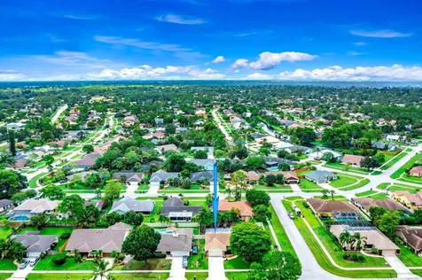574 Juniper Place Wellington FL 33414