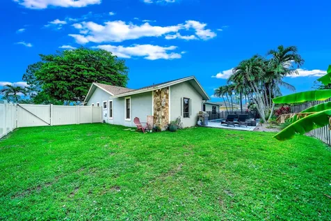 574 Juniper Place Wellington FL 33414