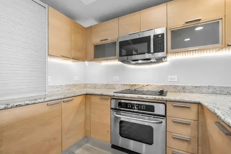 2640 Lake Shore Drive Riviera Beach FL 33404