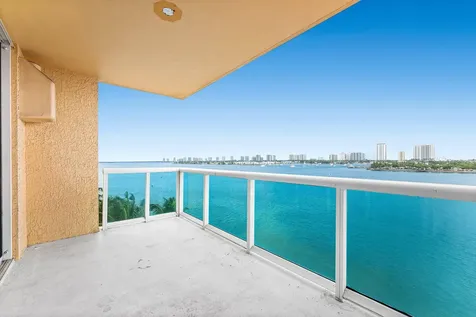 2640 Lake Shore Drive Riviera Beach FL 33404