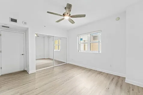 2640 Lake Shore Drive Riviera Beach FL 33404