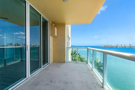 2640 Lake Shore Drive Riviera Beach FL 33404