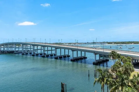 2640 Lake Shore Drive Riviera Beach FL 33404