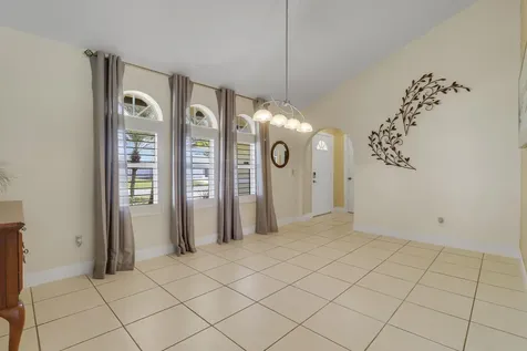 2374 Sw Chateau Terrace Port Saint Lucie FL 34953
