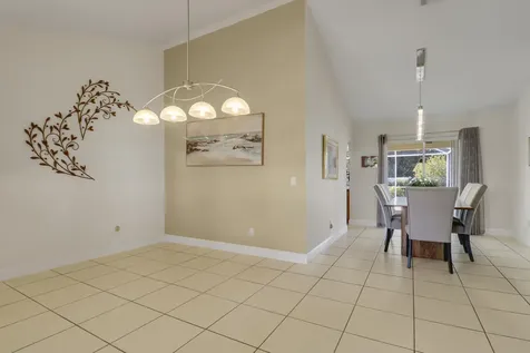 2374 Sw Chateau Terrace Port Saint Lucie FL 34953