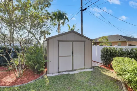 2374 Sw Chateau Terrace Port Saint Lucie FL 34953
