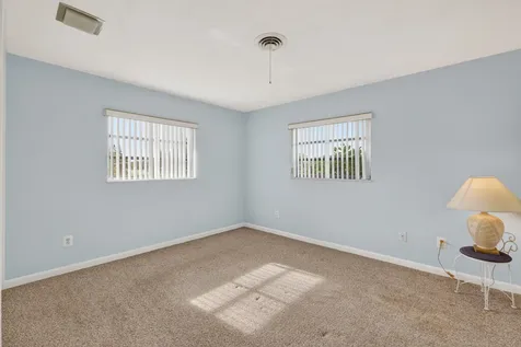 501 Ne Oleander Avenue Port Saint Lucie FL 34952