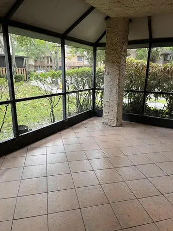 208 Wimbledon Lake Drive Plantation FL 33324