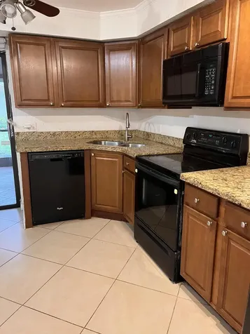 208 Wimbledon Lake Drive Plantation FL 33324