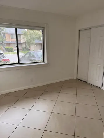 208 Wimbledon Lake Drive Plantation FL 33324
