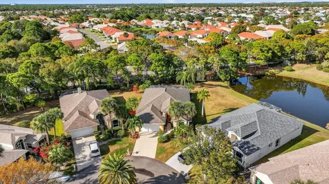 645 Nw Venetto Court Port Saint Lucie FL 34986