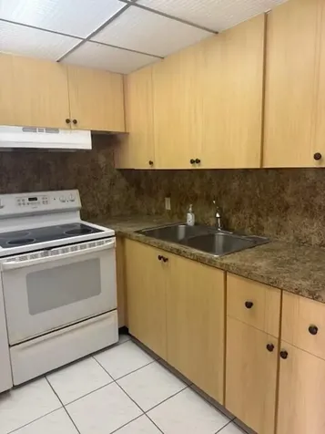 59 Brighton B Boca Raton FL 33434