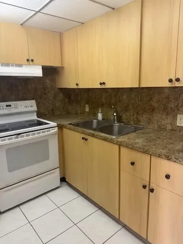 59 Brighton B Boca Raton FL 33434