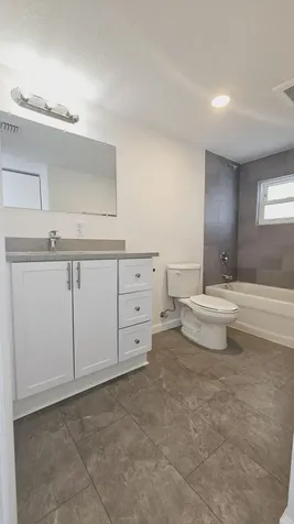 914 10th Street West Palm Beach FL 33401