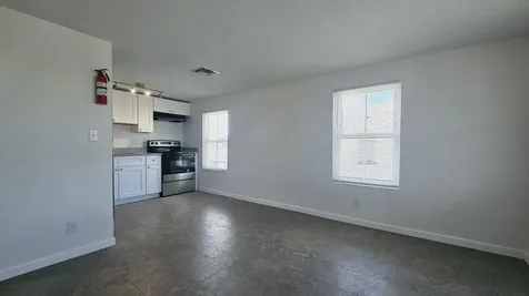 914 10th Street West Palm Beach FL 33401