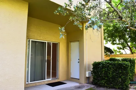 102 Lighthouse Circle Tequesta FL 33469