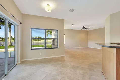 11223 Edgewater Circle Wellington FL 33414