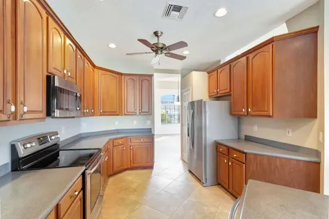11223 Edgewater Circle Wellington FL 33414