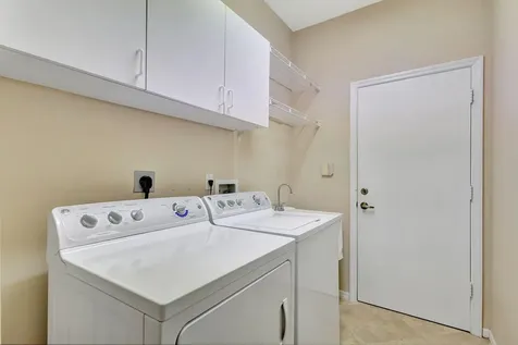 11223 Edgewater Circle Wellington FL 33414