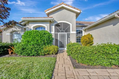 11223 Edgewater Circle Wellington FL 33414