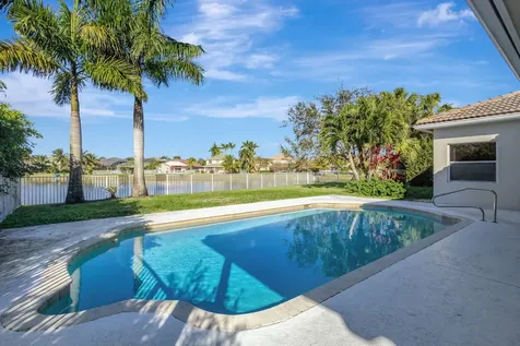 11223 Edgewater Circle Wellington FL 33414