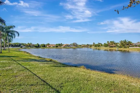 11223 Edgewater Circle Wellington FL 33414