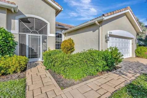 11223 Edgewater Circle Wellington FL 33414