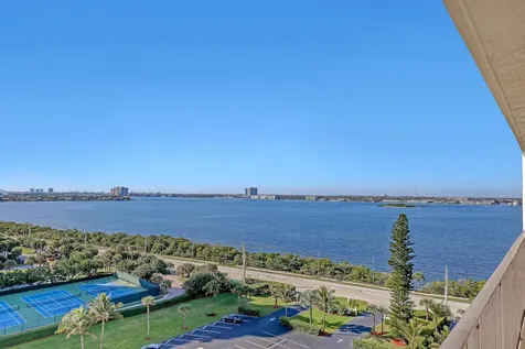 5420 N Ocean Drive Singer Island FL 33404