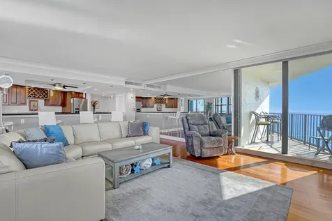 5420 N Ocean Drive Singer Island FL 33404