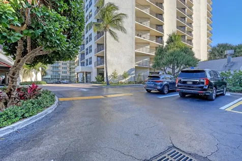 5420 N Ocean Drive Singer Island FL 33404
