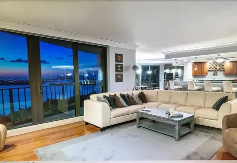 5420 N Ocean Drive Singer Island FL 33404