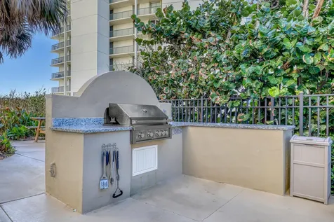 5420 N Ocean Drive Singer Island FL 33404