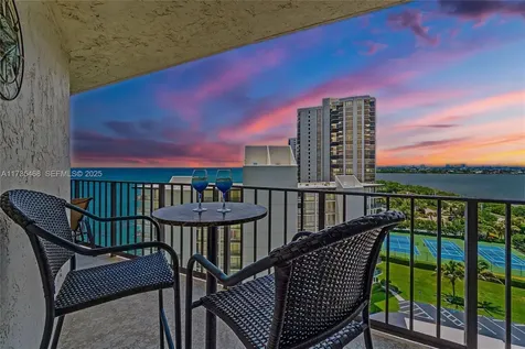 5420 N Ocean Drive Singer Island FL 33404