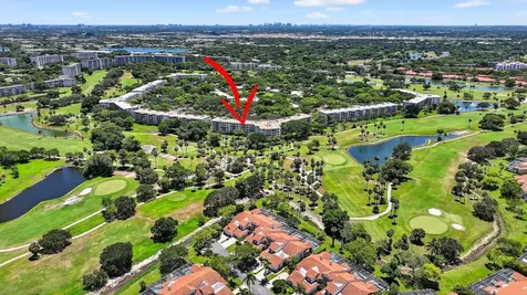 3960 Oaks Clubhouse Drive Pompano Beach FL 33069