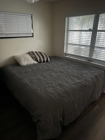 1105+1107 Amble Lane Clearwater FL 33755